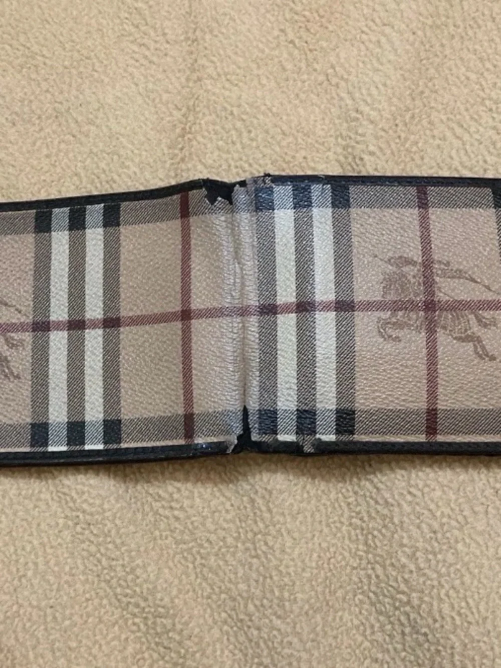 Authentic Burberry Mens Bifold Wallet Tons Of Space And Split Cash Section